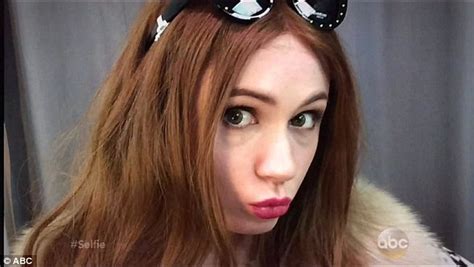 karen gillan toples|Karen Gillan smoulders as she poses topless in new sitcom Selfie ...